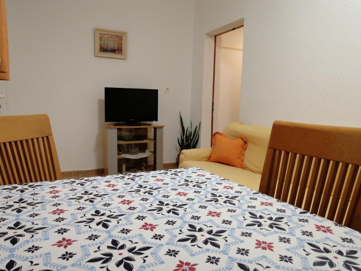 Apartmani Stipan Brela Buitenkant foto