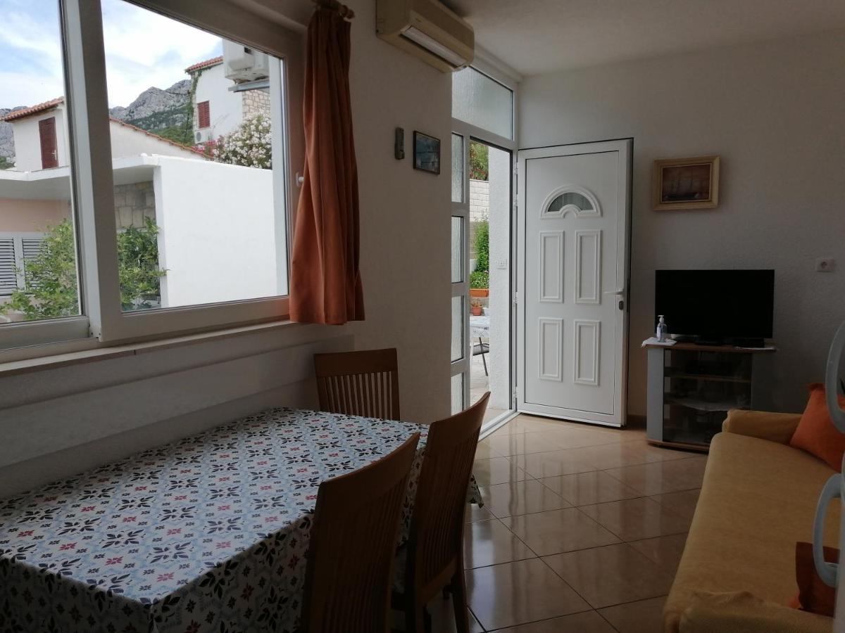 Apartmani Stipan Brela Buitenkant foto