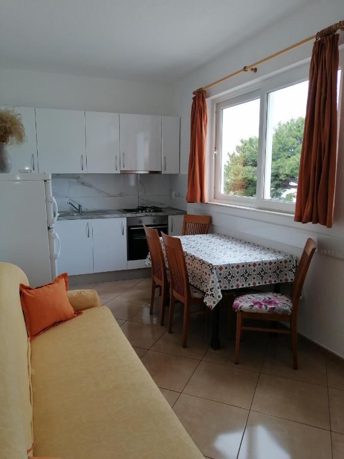 Apartmani Stipan Brela Buitenkant foto
