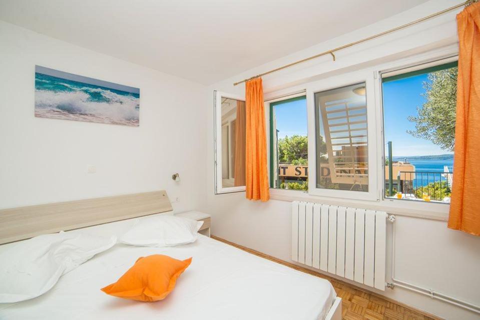Apartmani Stipan Brela Buitenkant foto