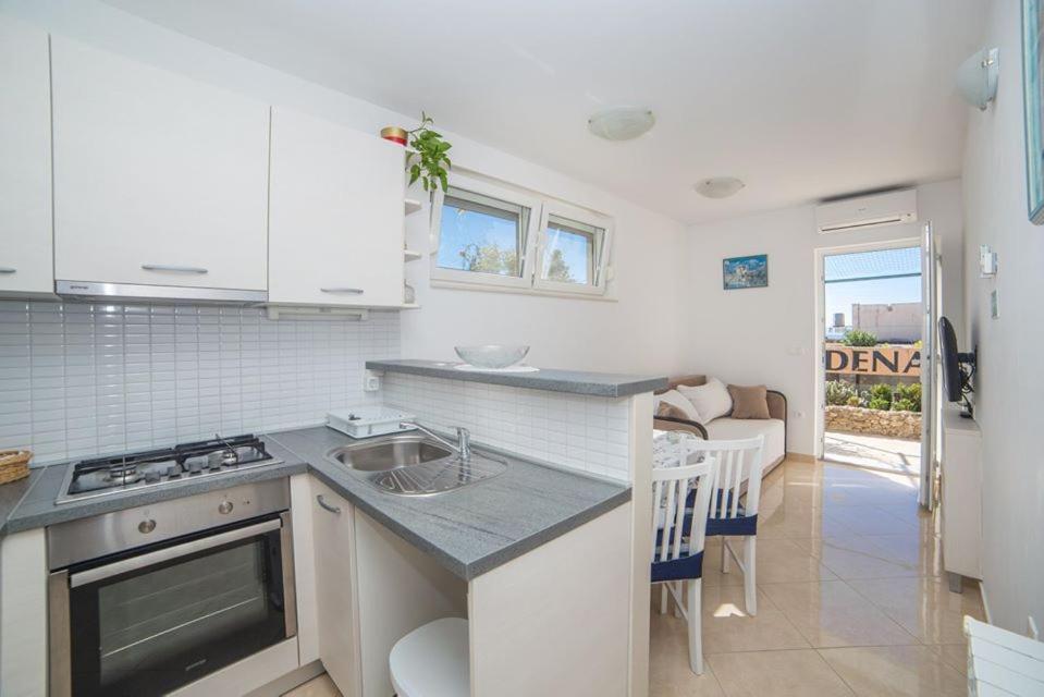 Apartmani Stipan Brela Buitenkant foto