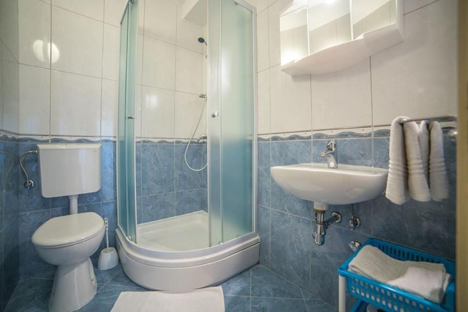 Apartmani Stipan Brela Buitenkant foto